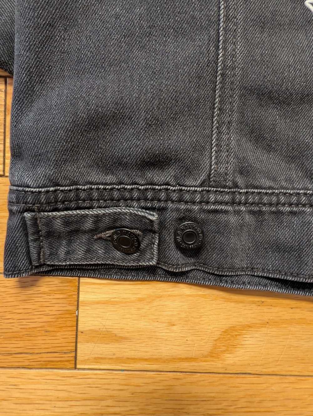 Black Denim Jacket with White Floral Back Embroidery - Picture 10 of 10